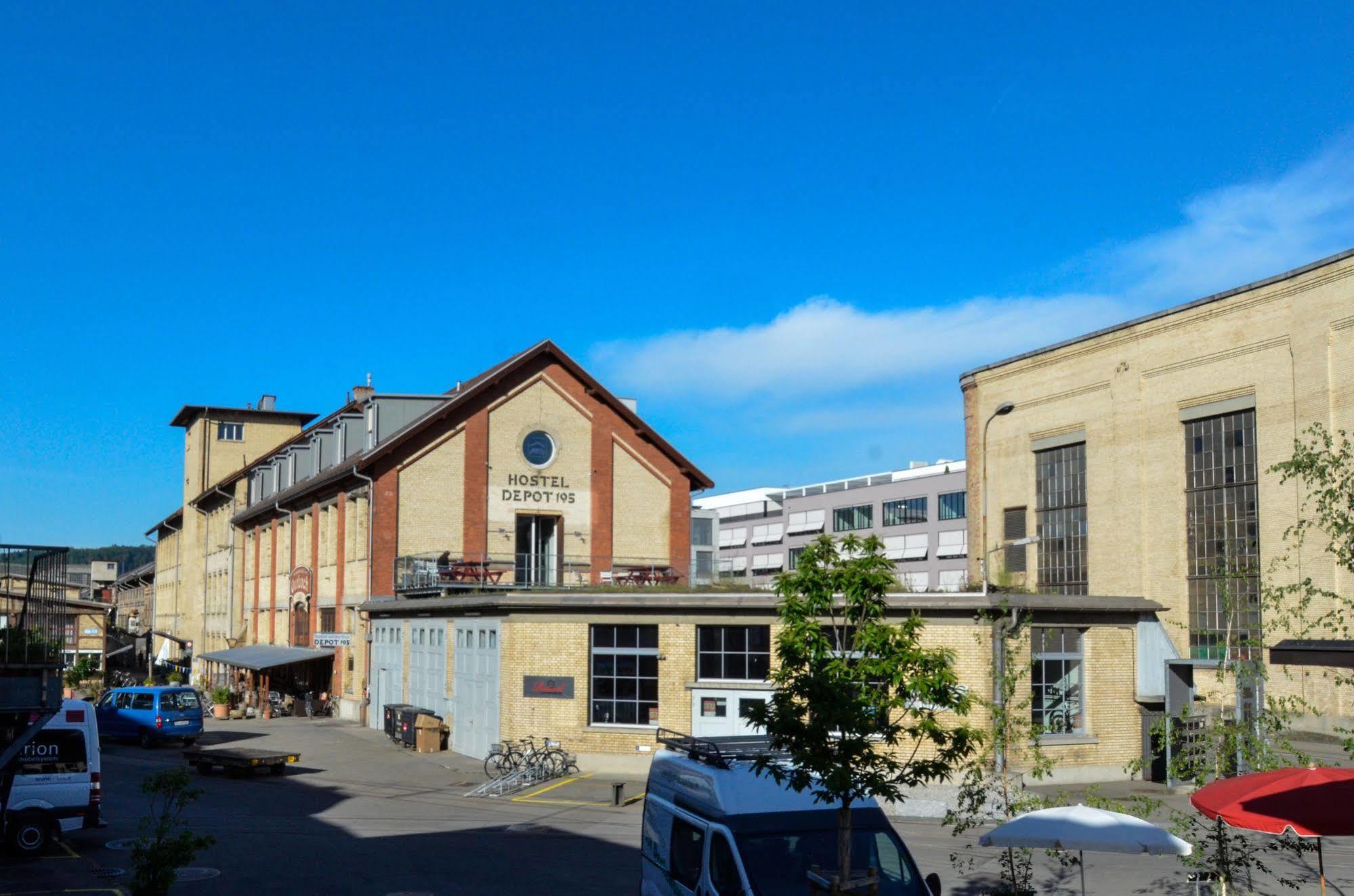 Depot 195 - Hostel Winterthur Exterior photo